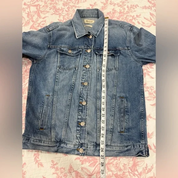 Madewell Oversized medium wash Denim Jean Jacket Size M - Picture 9 of 12